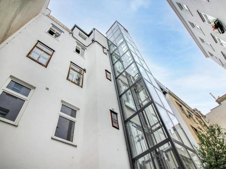Luxury 2-Floor Rooftop Apartment With Terrace In The City Center Wenen Buitenkant foto